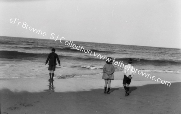 CHILDREN ON BEACH